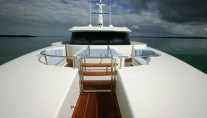 CRYSTAL LADY Foredeck